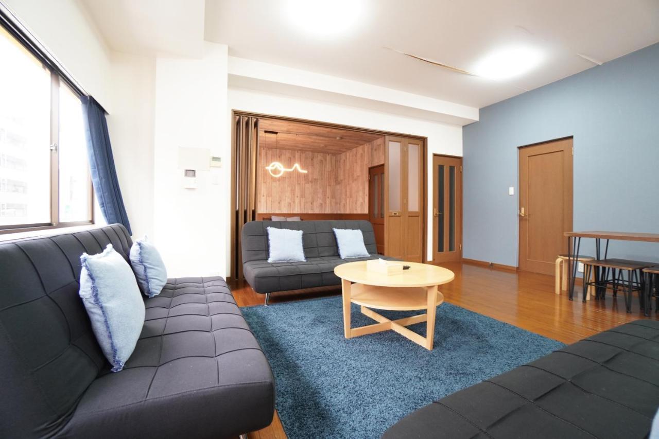 Tsurigane Building H-4 Appartement Osaka Buitenkant foto