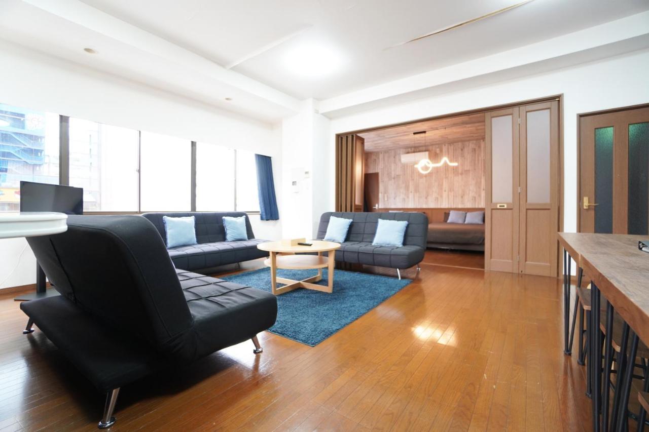 Tsurigane Building H-4 Appartement Osaka Buitenkant foto