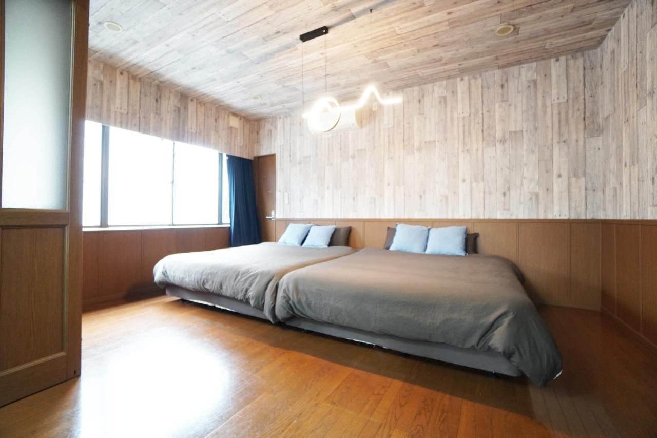 Tsurigane Building H-4 Appartement Osaka Buitenkant foto