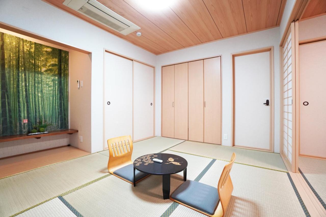 Tsurigane Building H-4 Appartement Osaka Buitenkant foto