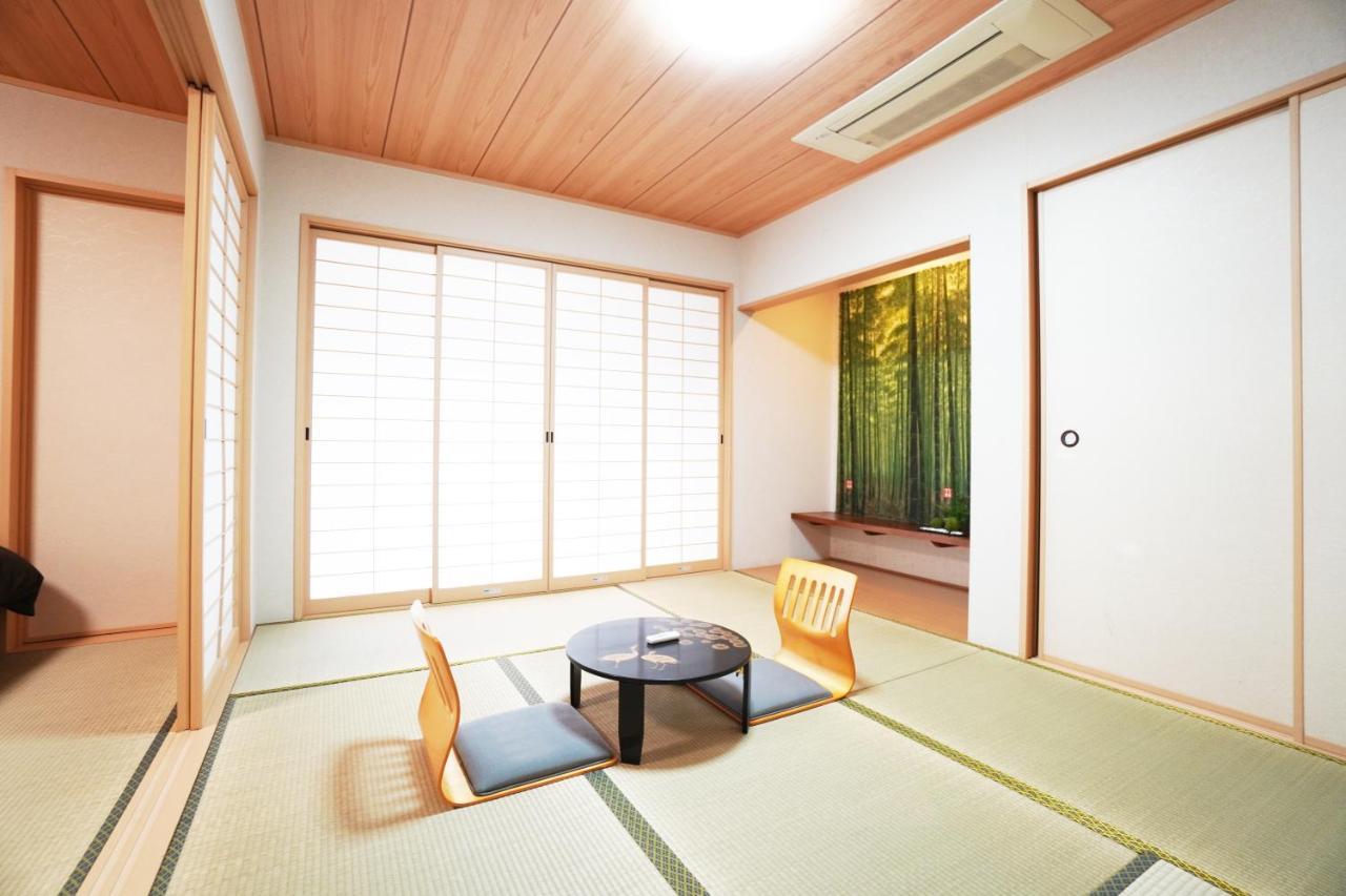Tsurigane Building H-4 Appartement Osaka Buitenkant foto